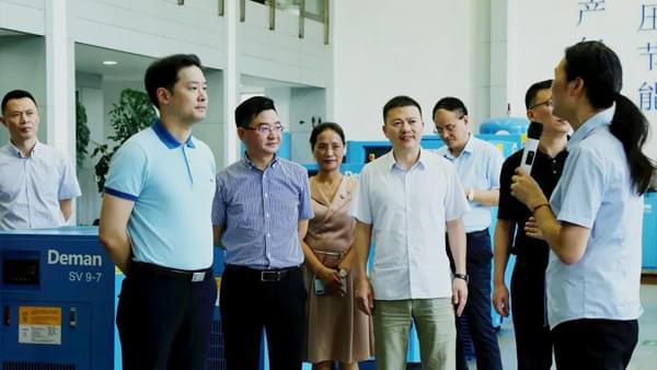 91成人抖音短视频試點應用5G+AR眼鏡技術，賦能高智慧運維，吸引市長一行前來專題調研